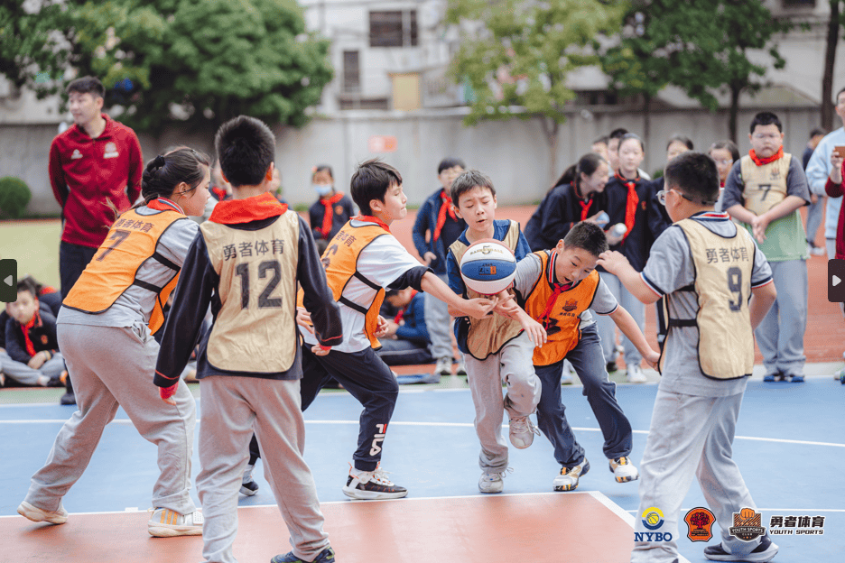 kaiyun-萨拉赫迎来十赛季出色发挥，中国队观众热烈欢呼！的简单介绍